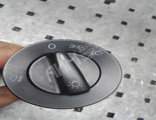 Переключатель света Volkswagen Passat B5 (3B) 1996-2000  Volkswagen Passat Passat B5 (3B) 1996-2000