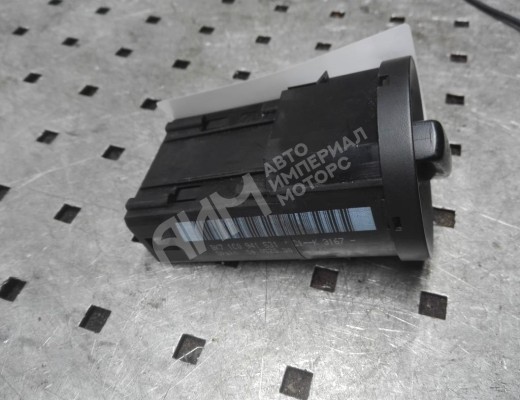 Переключатель света Volkswagen Passat B5 (3B) 1996-2000  Volkswagen Passat Passat B5 (3B) 1996-2000