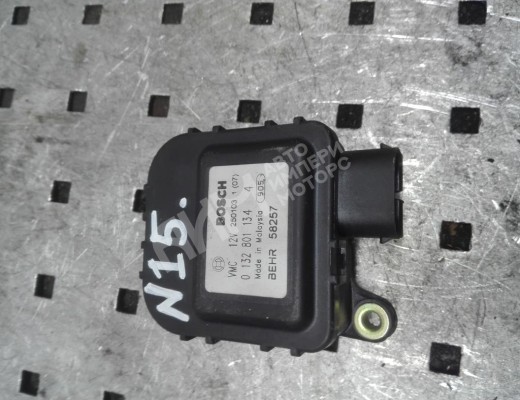 Моторчик заслонки печки Opel Astra G 1998-2004  Opel Astra Astra G 1998-2004