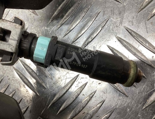 Форсунка Volkswagen Fox (5Z) 2003-2011  Volkswagen Fox Fox (5Z) 2003-2011