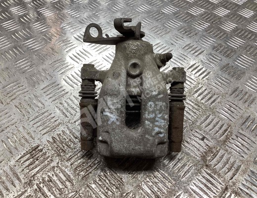 Суппорт задний правый Citroen X. Picasso (N68) 1999-2010  Citroen Xsara Picasso X. Picasso (N68) 1999-2010