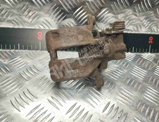 Суппорт задний левый Audi 80 B3 (89) 1986-1991  Audi 80 80 B3 (89) 1986-1991