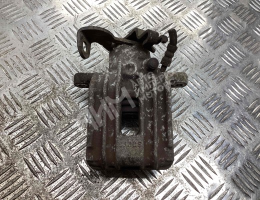 Суппорт задний правый Audi A4 B6 (8EC, 8E5) 2000-2004  Audi A4 A4 B6 (8EC, 8E5) 2000-2004