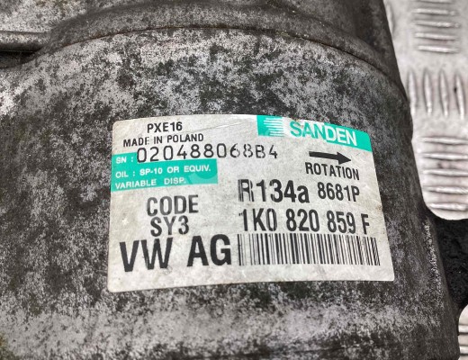 Компрессор кондиционера Volkswagen Passat B6 (3C) 2005-2010  Volkswagen Passat Passat B6 (3C) 2005-2010