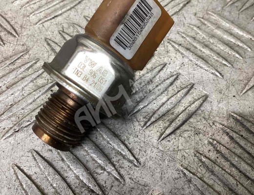 Датчик давления топлива Volkswagen Passat B6 (3C) 2005-2010  Volkswagen Passat Passat B6 (3C) 2005-2010