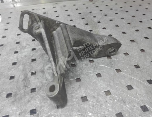 Кронштейн гидроусилителя Volkswagen Passat B3 1988-1993  Volkswagen Passat Passat B3 1988-1993