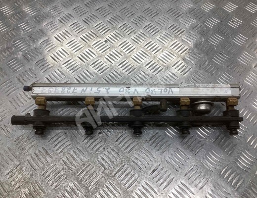 Форсунка Volvo V70 II (SW) 2000-2008  Volvo V70 V70 II (SW) 2000-2008