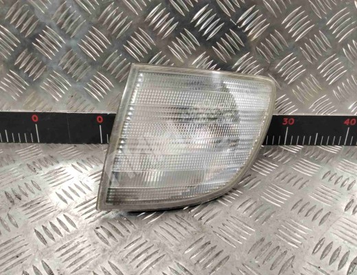 Поворотник левый Mercedes Vito I (W638) 1996-2003  Mercedes Vito Vito I (W638) 1996-2003