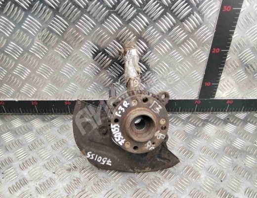 Ступица передняя правая Volkswagen Caddy II (9K) 1995-2003  Volkswagen Caddy Caddy II (9K) 1995-2003