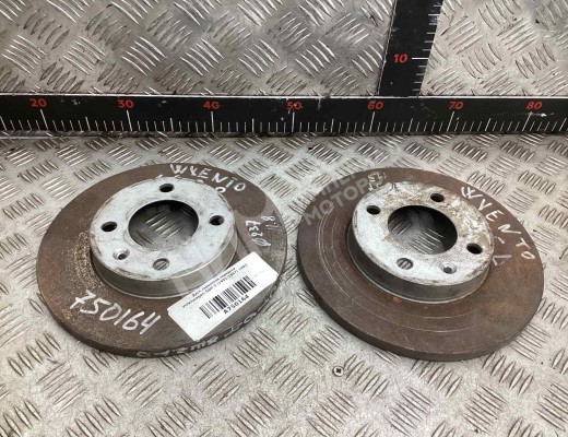 Диск тормозной передний Volkswagen Golf III (1H) 1991-1997  Volkswagen Golf Golf III (1H) 1991-1997