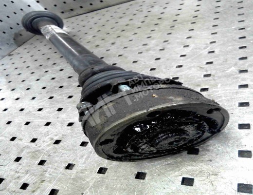 Полуось передняя правая (приводной вал, ШРУС) Volkswagen Golf IV (1J) 1997-2004  Volkswagen Golf Golf IV (1J) 1997-2004