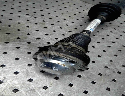 Полуось передняя левая (приводной вал, ШРУС) Volkswagen Passat B6 (3C) 2005-2010  Volkswagen Passat Passat B6 (3C) 2005-2010