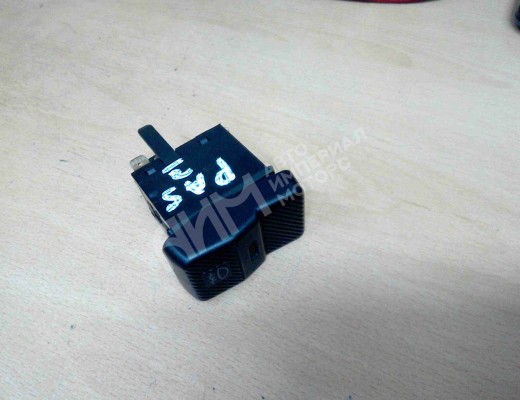 Кнопка противотуманных фар Volkswagen Passat B3 1988-1993  Volkswagen Passat Passat B3 1988-1993
