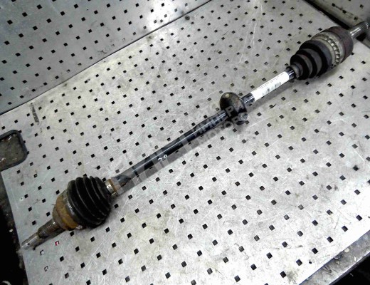 Полуось передняя правая (приводной вал, ШРУС) Opel Astra G 1998-2004  Opel Astra Astra G 1998-2004