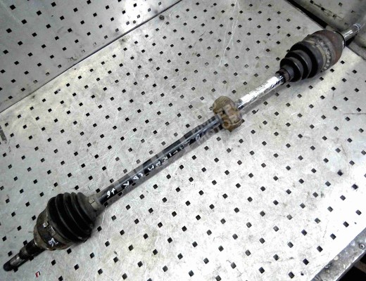 Полуось передняя правая (приводной вал, ШРУС) Opel Zafira A 1999-2003  Opel Zafira Zafira A 1999-2003