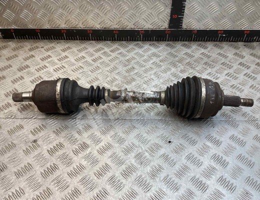 Полуось передняя левая (приводной вал, ШРУС) Renault Laguna II (X74) 2001-2005  Renault Laguna Laguna II (X74) 2001-2005