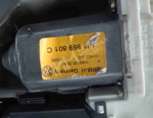 Стеклоподъемник передний левый Volkswagen Golf IV (1J) 1997-2004  Volkswagen Golf Golf IV (1J) 1997-2004
