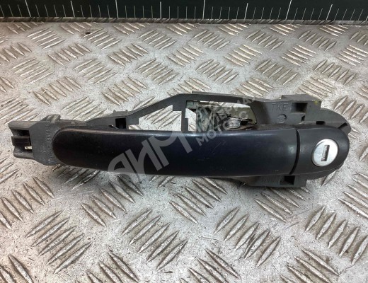 Ручка наружная передняя левая Volkswagen Golf IV (1J) 1997-2004  Volkswagen Golf Golf IV (1J) 1997-2004