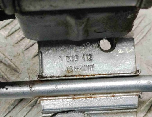 Петля двери задней правой Volkswagen Passat B6 (3C) 2005-2010  Volkswagen Passat Passat B6 (3C) 2005-2010