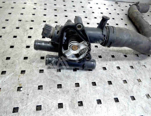 Корпус термостата Renault Scenic II (JM) 2003-2006  Renault Scenic Scenic II (JM) 2003-2006