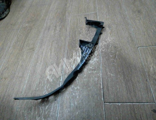 Крепление фары левой Mazda 6 I (GG) 2005-2007 рестайлинг  Mazda 6 6 I (GG) 2005-2007 рестайлинг