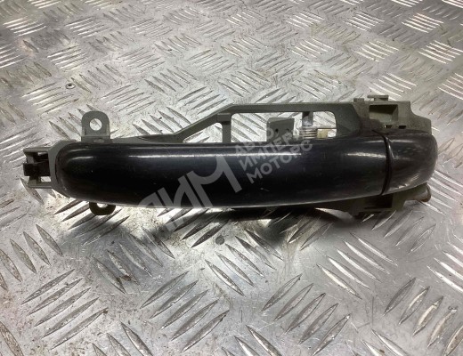 Ручка наружная задняя правая Volkswagen Touareg I (7L) 2002-2006  Volkswagen Touareg Touareg I (7L) 2002-2006