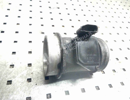 Расходомер воздуха Audi A6 C5 (4B) 2001-2004 рестайлинг  Audi A6 A6 C5 (4B) 2001-2004 рестайлинг