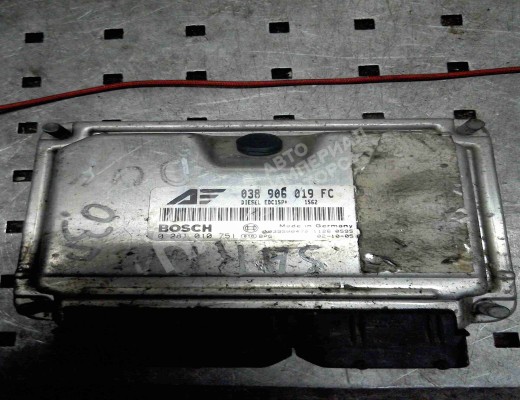 Блок управления двигателем Volkswagen Sharan I (7M) 2000-2003 рестайлинг  Volkswagen Sharan Sharan I (7M) 2000-2003 рестайлинг