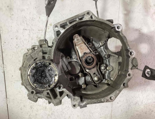 КПП механическая (МКПП) 5-ступенчатая Audi A3 II (8P) 2005-2008 рестайлинг  Audi A3 A3 II (8P) 2005-2008 рестайлинг