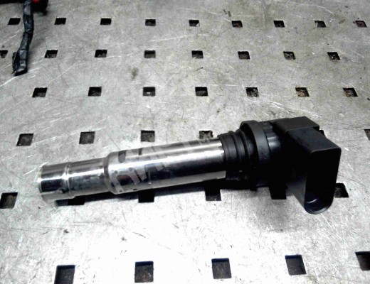 Катушка зажигания Volkswagen Golf IV (1J) 1997-2004  Volkswagen Golf Golf IV (1J) 1997-2004