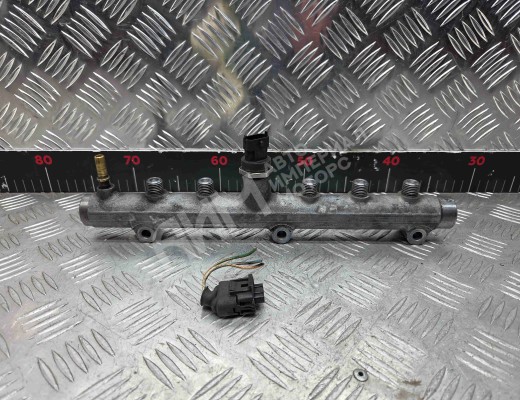 Топливная рампа Kia Sorento I (JC/BL) 2002-2006  Kia Sorento Sorento I (JC/BL) 2002-2006