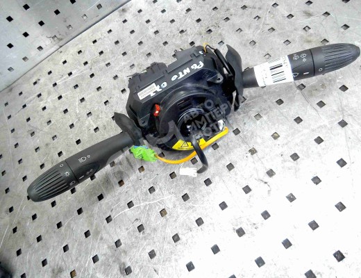 Переключатель подрулевой (стрекоза) Fiat Punto II (188) 2003-2005 рестайлинг  Fiat Punto Punto II (188) 2003-2005 рестайлинг