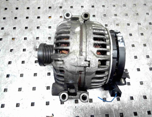 Генератор BMW 3-Series (E46) 2001-2005 рестайлинг  BMW 3-Series 3-Series (E46) 2001-2005 рестайлинг