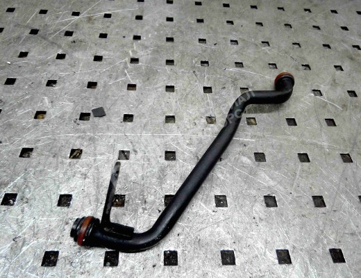 Трубка охлаждающей жидкости металлическая Mercedes C (W203) 2000-2004  Mercedes C C (W203) 2000-2004