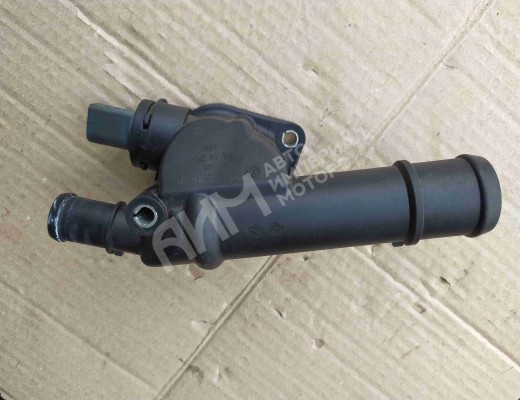 Фланец (тройник) системы охлаждения Volkswagen Golf V (1K) 2004-2009  Volkswagen Golf Golf V (1K) 2004-2009