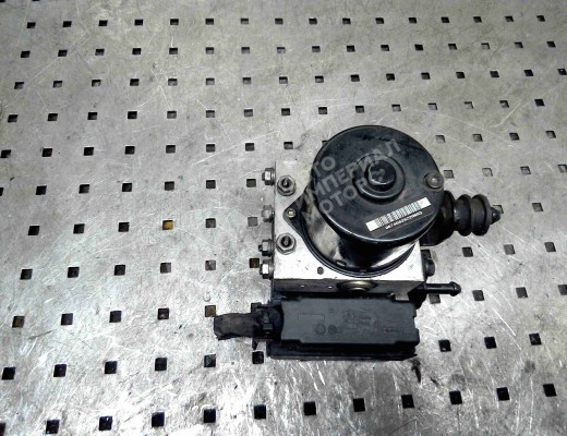 Блок ABS Volkswagen Golf+ V (5M) 2005-2014  Volkswagen Golf Plus Golf+ V (5M) 2005-2014