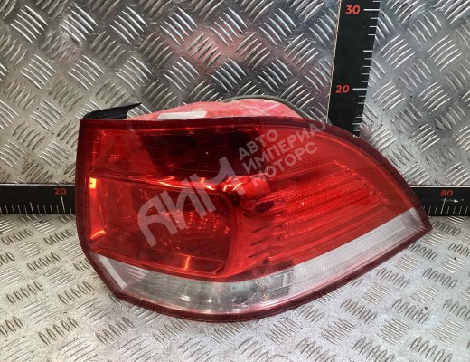 Фонарь задний правый Volkswagen Golf V (1K) 2004-2009  Volkswagen Golf Golf V (1K) 2004-2009