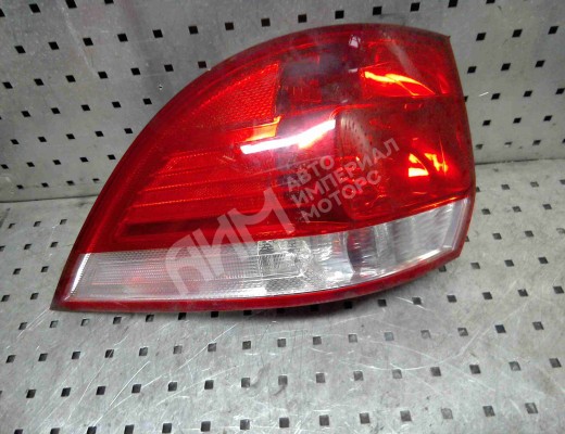 Фонарь задний левый Volkswagen Golf V (1K) 2004-2009  Volkswagen Golf Golf V (1K) 2004-2009