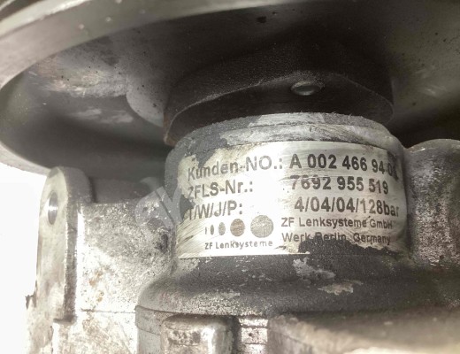 Насос гидроусилителя руля Mercedes C (W203) 2000-2004  Mercedes C C (W203) 2000-2004