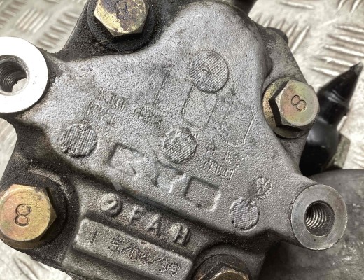 Насос гидроусилителя руля Audi A3 I (8L) 1996-2000  Audi A3 A3 I (8L) 1996-2000