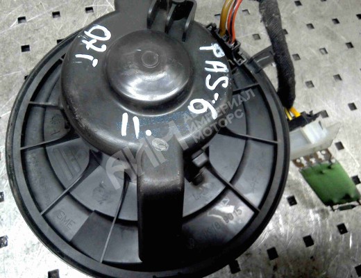 Моторчик печки Volkswagen Passat B6 (3C) 2005-2010  Volkswagen Passat Passat B6 (3C) 2005-2010