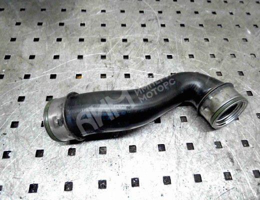Патрубок интеркулера Volkswagen Golf IV (1J) 1997-2004  Volkswagen Golf Golf IV (1J) 1997-2004