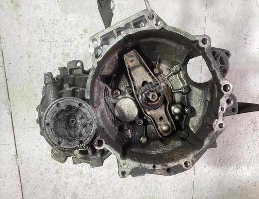 КПП механическая (МКПП) 5-ступенчатая Volkswagen Golf IV (1J) 1997-2004  Volkswagen Golf Golf IV (1J) 1997-2004