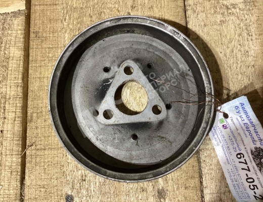 Шкив насоса гидроусилителя Audi A4 B7 (8EC, 8ED) 2004-2008  Audi A4 A4 B7 (8EC, 8ED) 2004-2008