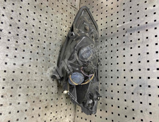 Фара правая Renault Scenic II (JM) 2003-2006  Renault Scenic Scenic II (JM) 2003-2006