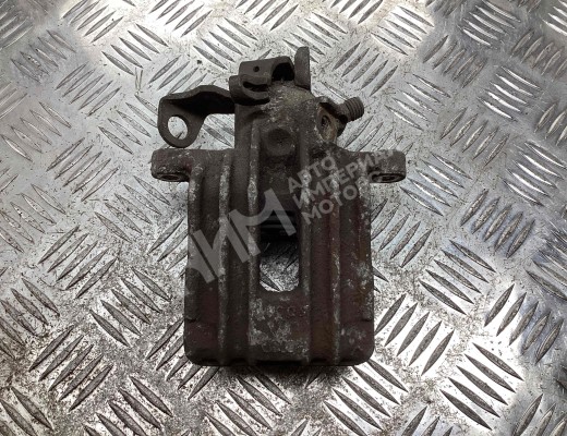 Суппорт задний правый Audi A3 I (8L) 1996-2000  Audi A3 A3 I (8L) 1996-2000