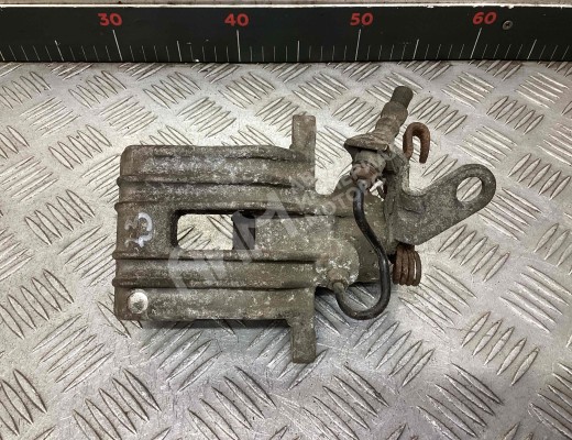 Суппорт задний правый Volkswagen Golf+ V (5M) 2005-2014  Volkswagen Golf Plus Golf+ V (5M) 2005-2014