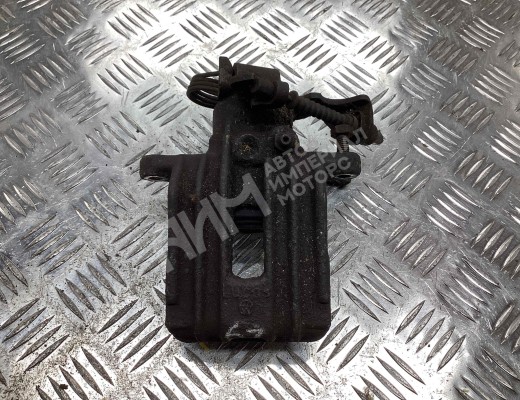 Суппорт задний правый Volkswagen Passat B5+ (3B) 2000-2005 рестайлинг  Volkswagen Passat Passat B5+ (3B) 2000-2005 рестайлинг