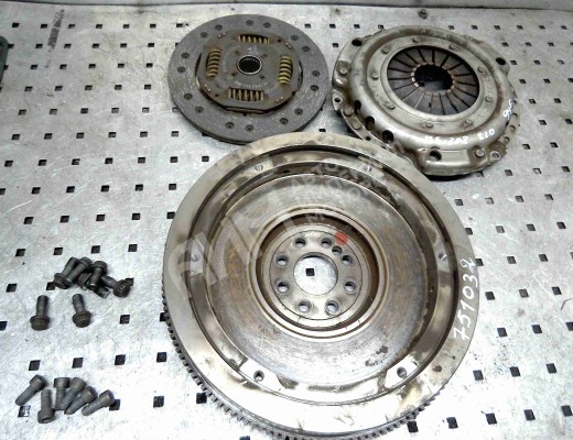 Комплект сцепления Mercedes C (W202) 1993-1997  Mercedes C C (W202) 1993-1997