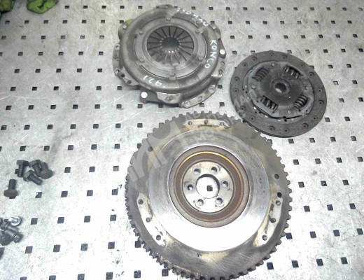 Маховик Renault Kangoo I 2003-2007 рестайлинг  Renault Kangoo Kangoo I 2003-2007 рестайлинг